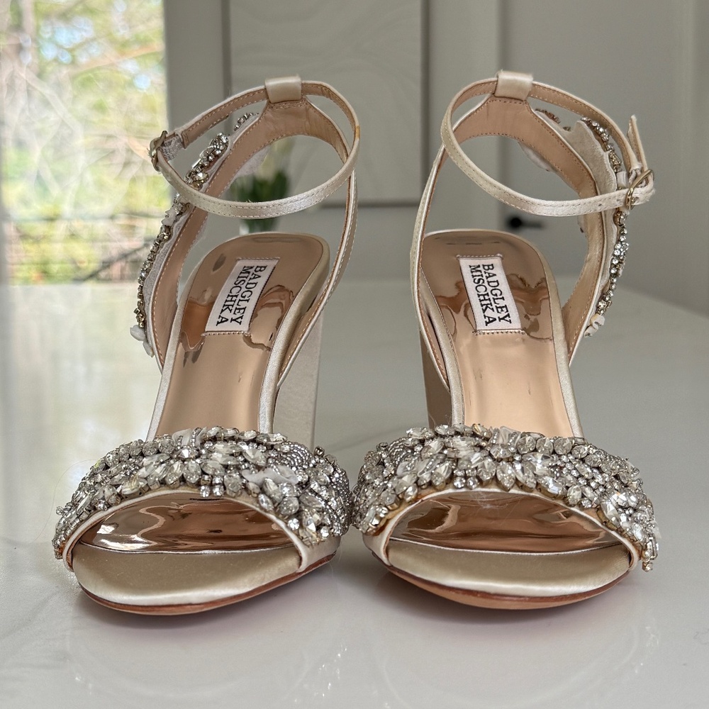 Badgley Mischka Libby Crystal Embellished Evening Shoe in Cream Satin